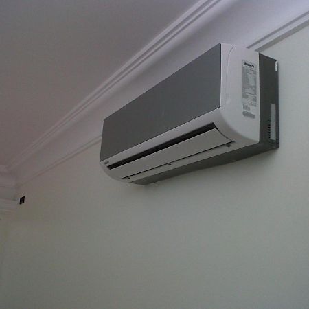 Stabile Basement Apartment ปาแลร์โม ภายนอก รูปภาพ